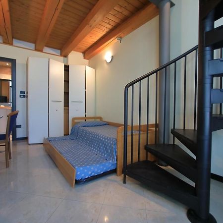 Hotel Eden Valeggio sul Mincio Luaran gambar