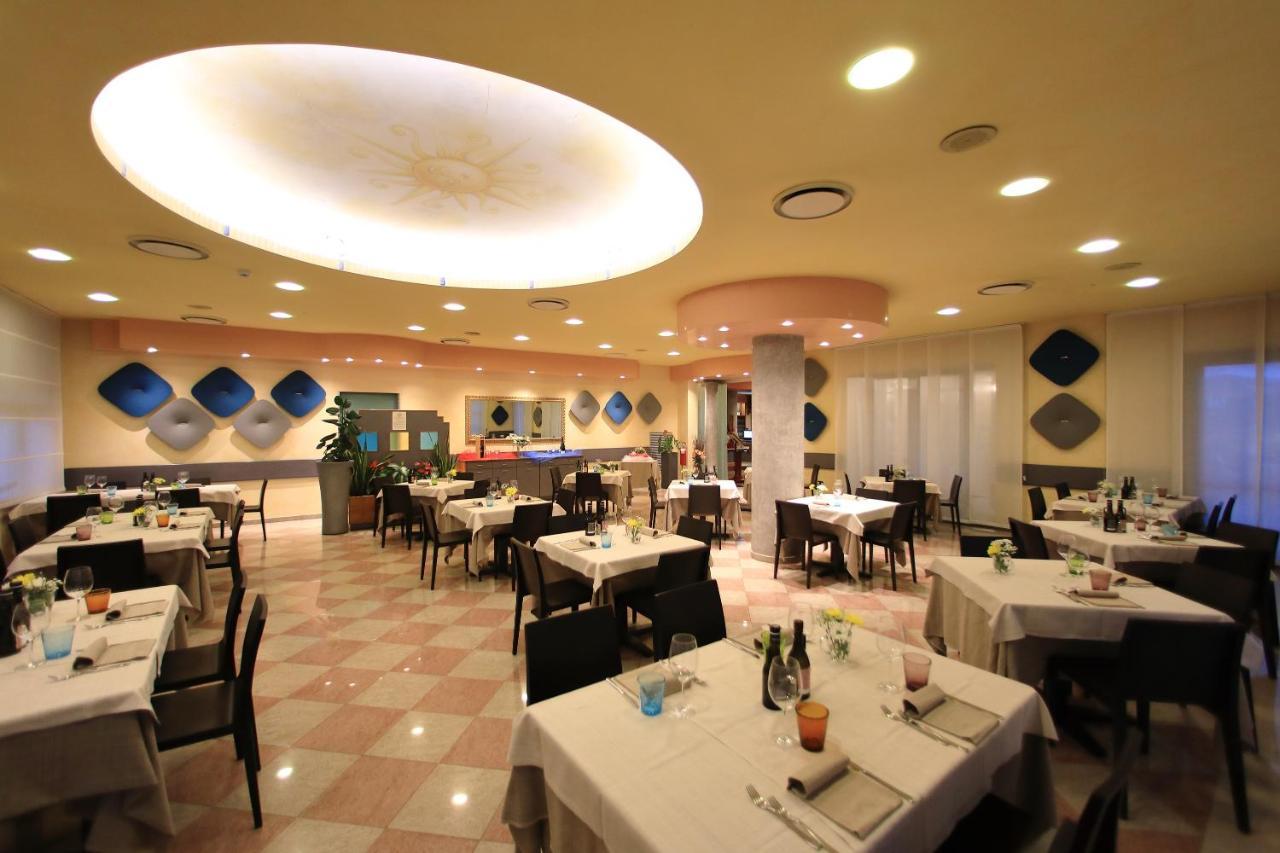Hotel Eden Valeggio sul Mincio Luaran gambar