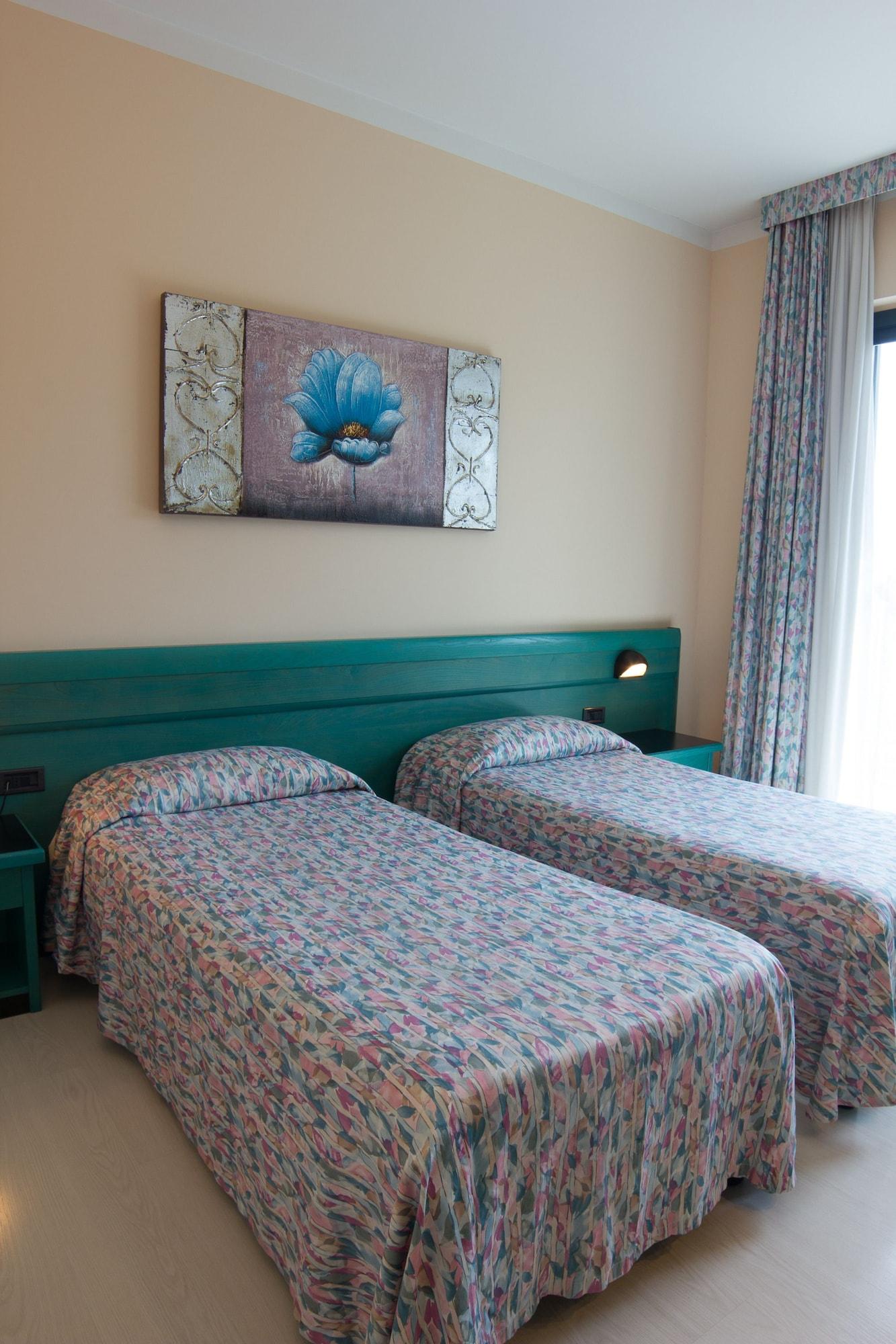 Hotel Eden Valeggio sul Mincio Luaran gambar